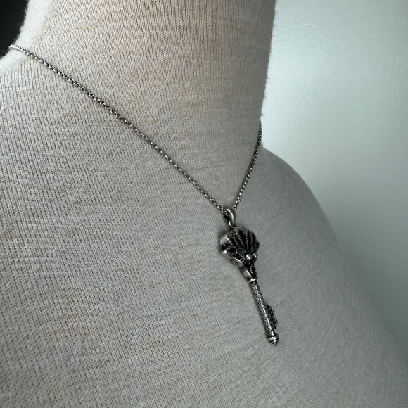 Silver Tone Key Pendant Necklace XC Brand 16-18" - Picture 5 of 6